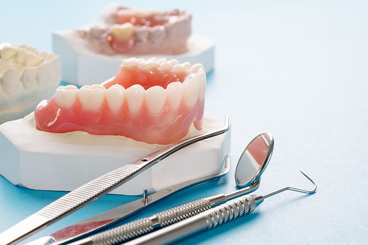 フルオーダーメイドで使いやすい入れ歯治療