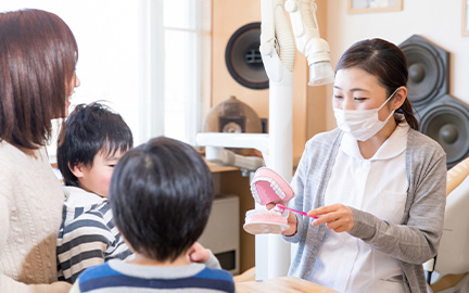 歯医者が苦手なお子さんも泣かずにリラックスして通えます